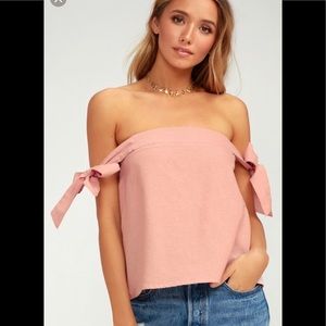 Off shoulder pink top! Adorable!
